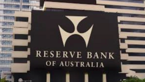 El dólar australiano enfrenta prueba clave por decisión del RBA y datos PMI de China